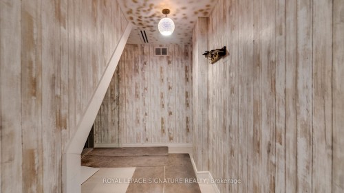 140 Trafalgar Road, Oakville, ON 