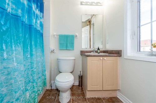 59-1480 Britannia Road W, Mississauga, ON - Indoor Photo Showing Bathroom