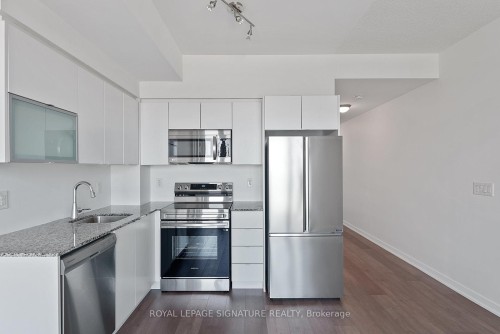 2307-150 East Liberty Street, Toronto, ON - Indoor Photo Showing Kitchen With Stainless Steel Kitchen With Upgraded Kitchen