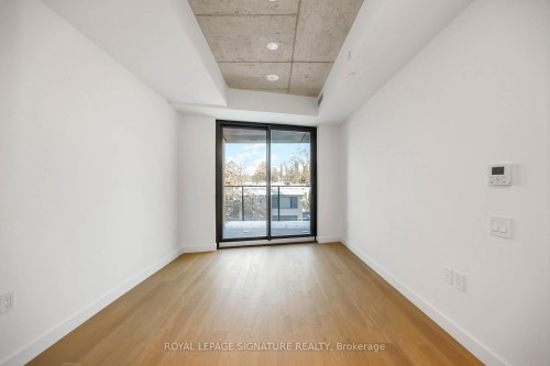 420-1720 Bayview Avenue, Toronto, ON - Indoor Photo Showing Other Room