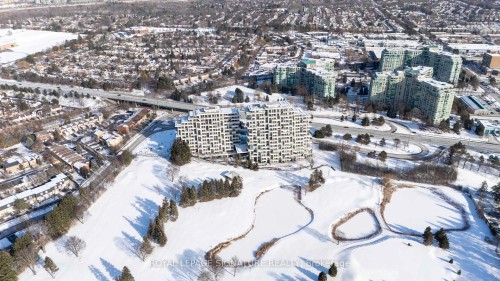 516-399 Royal Orchard Boulevard, Markham, ON - Outdoor With View