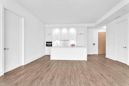 516-399 Royal Orchard Boulevard, Markham, ON - Indoor