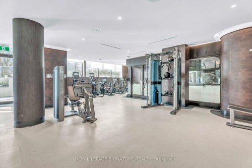 516-399 Royal Orchard Boulevard, Markham, ON - Indoor Photo Showing Gym Room