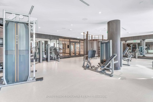 516-399 Royal Orchard Boulevard, Markham, ON - Indoor Photo Showing Gym Room