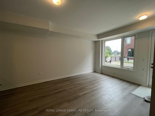 3-3409 Ridgeway Drive, Mississauga, ON - Indoor Photo Showing Other Room