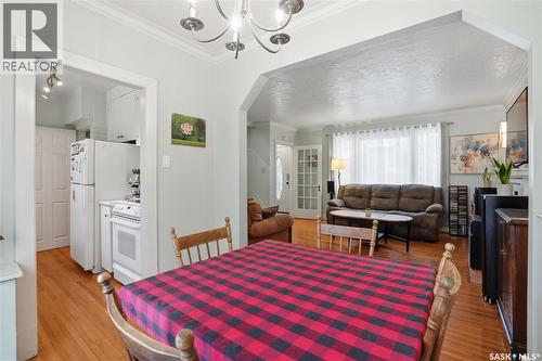 2221 Athol Street, Regina, SK - Indoor Photo Showing Dining Room