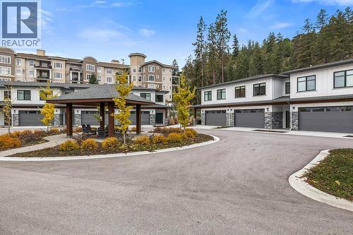 Community - 1979 Country Club Drive Unit# 7, Kelowna, BC - Outdoor With Facade