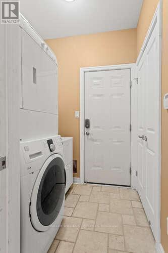 1662 Shore Road, London South (South A), ON 