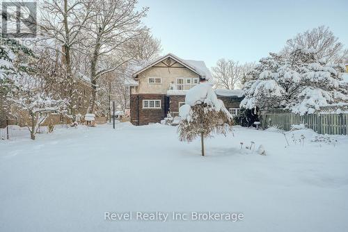 140 Vansittart Avenue, Woodstock (Woodstock - North), ON - Outdoor