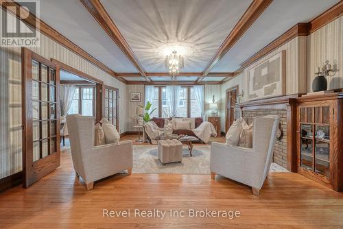 140 Vansittart Avenue, Woodstock (Woodstock - North), ON - Indoor