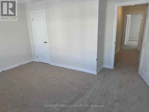 165 Beechwood Forest Lane, Gravenhurst, ON - Indoor Photo Showing Other Room