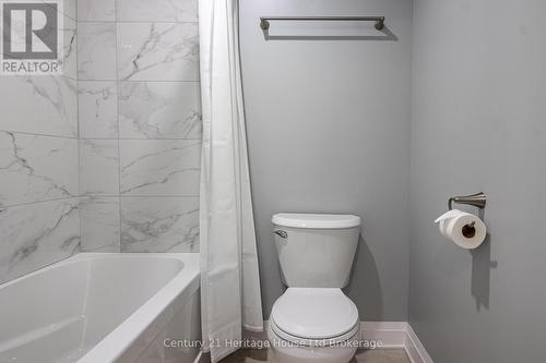 11651 Plank Road, Bayham (Eden), ON - Indoor Photo Showing Bathroom
