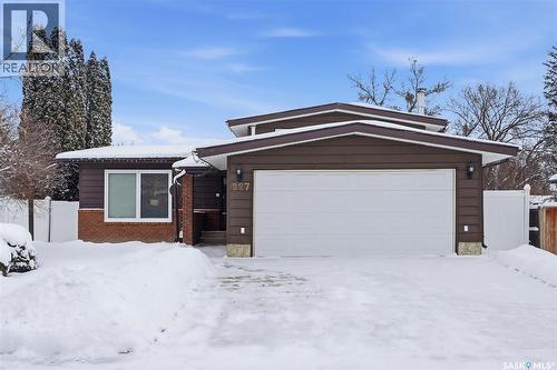 227 Sylvian Way, Saskatoon, SK - Outdoor