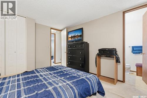 227 Sylvian Way, Saskatoon, SK - Indoor Photo Showing Bedroom