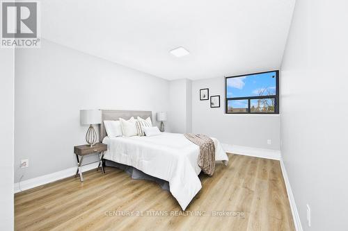 201 - 100 Wingarden Court, Toronto, ON - Indoor Photo Showing Bedroom