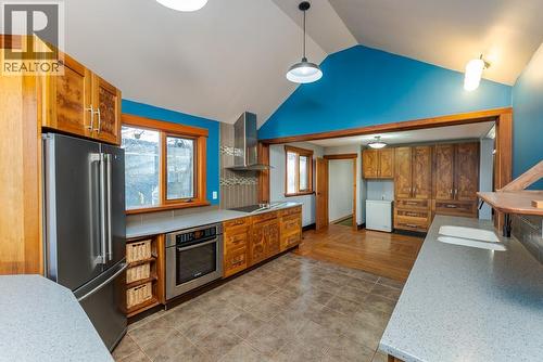 794 Winnipeg Street, Prince George, BC - Indoor Photo Showing Kitchen