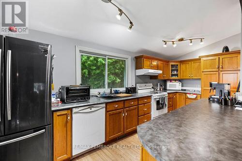 194 Klondike Road, Bonnechere Valley, ON - Indoor Photo Showing Kitchen