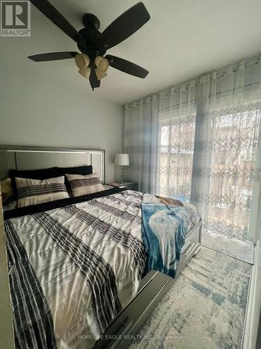 1024 Ogden Avenue, Mississauga, ON - Indoor Photo Showing Bedroom