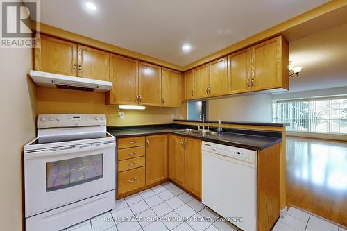 Kitchen - 205 - 309 Major Mackenzie Drive, Richmond Hill, ON - Indoor Photo Showing Kitchen With Double Sink