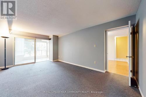 Prim-bedroom walk out to Sun-room - 205 - 309 Major Mackenzie Drive, Richmond Hill, ON - Indoor Photo Showing Other Room