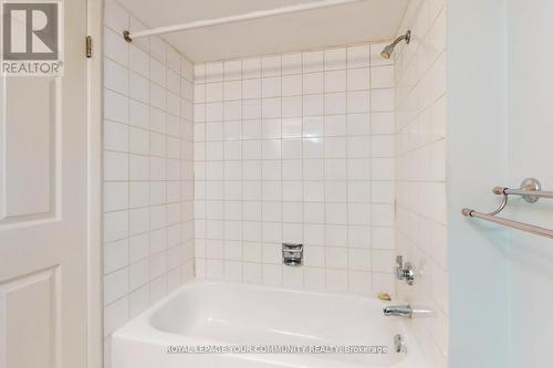 205 - 309 Major Mackenzie Drive, Richmond Hill, ON - Indoor Photo Showing Bathroom