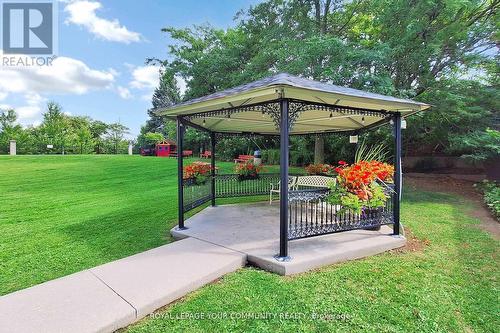 205 - 309 Major Mackenzie Drive, Richmond Hill, ON - Outdoor