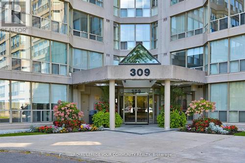 205 - 309 Major Mackenzie Drive, Richmond Hill, ON - Outdoor With Facade