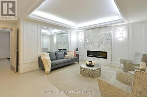 205 - 309 Major Mackenzie Drive, Richmond Hill, ON - Indoor With Fireplace