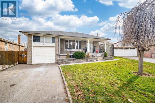 9 Rosefair Crescent, Toronto, ON - Outdoor