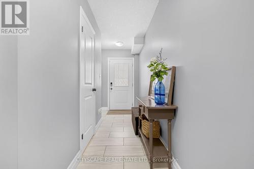 4 Nathan Court, Cambridge, ON - Indoor Photo Showing Other Room