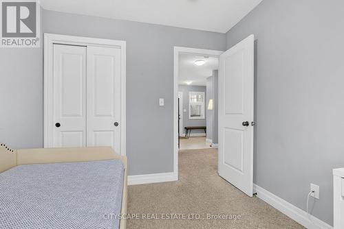 4 Nathan Court, Cambridge, ON - Indoor Photo Showing Bedroom
