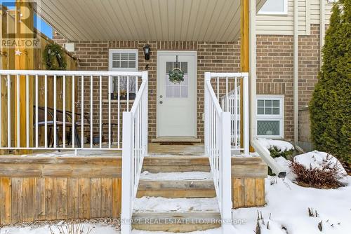 4 Nathan Court, Cambridge, ON - Outdoor