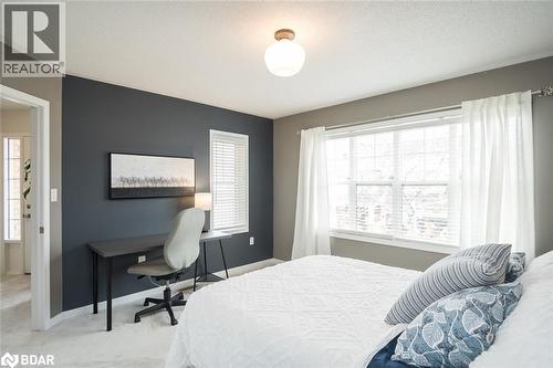 720 Lingen Crescent, Milton, ON - Indoor Photo Showing Bedroom