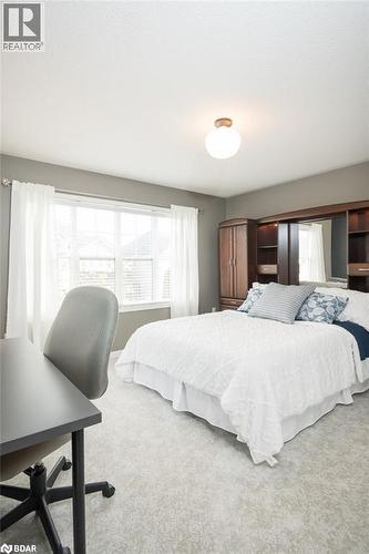 720 Lingen Crescent, Milton, ON - Indoor Photo Showing Bedroom