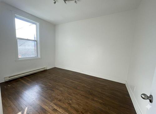 Bedroom - 1476 Rue St-Zotique E., Montréal (Rosemont/La Petite-Patrie), QC - Indoor Photo Showing Other Room