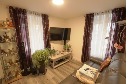 Living Room - 854  - 858 Rue St-Isidore, Saint-Lin/Laurentides, QC - Indoor Photo Showing Living Room