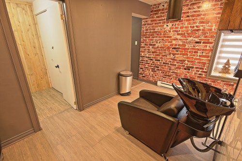 Commerce - 854  - 858 Rue St-Isidore, Saint-Lin/Laurentides, QC - Indoor Photo Showing Other Room