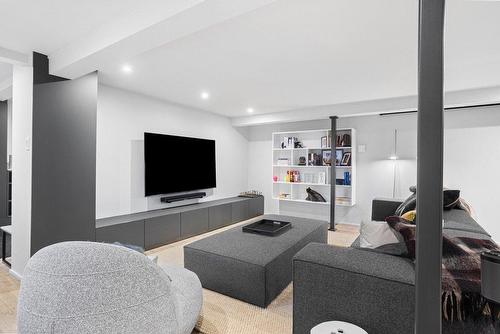 Family room - 1519 Ch. Du Minto, Saint-Adolphe-D'Howard, QC - Indoor Photo Showing Other Room