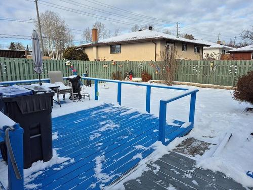 630 Hollylane, Thunder Bay, ON - Outdoor With Above Ground Pool