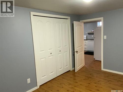 1320 J Avenue N, Saskatoon, SK - Indoor