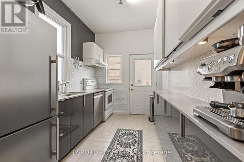 21 Blackburn Street, Toronto, ON - Indoor Photo Showing Kitchen With Upgraded Kitchen