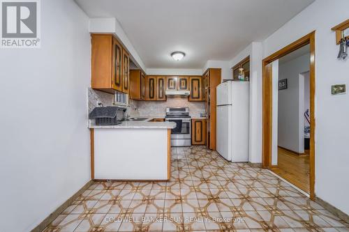 69 Songwood Drive, Toronto, ON - Indoor Photo Showing Kitchen