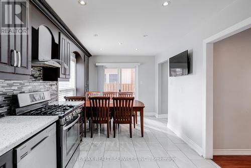 123 Flowertown Avenue, Brampton, ON - Indoor