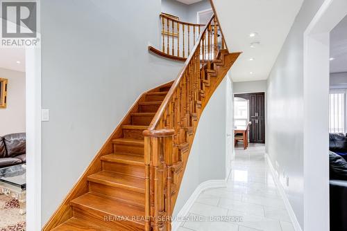 123 Flowertown Avenue, Brampton, ON - Indoor Photo Showing Other Room