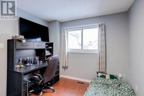 123 Flowertown Avenue, Brampton, ON - Indoor Photo Showing Bedroom
