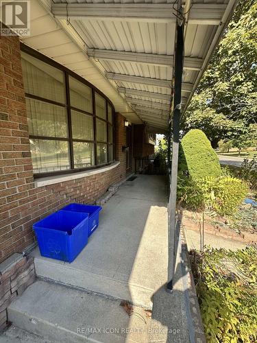 114 Archer Crescent, London South (South X), ON - Outdoor With Exterior