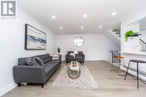 2 - 87 Irwin Road, Toronto, ON - Indoor Photo Showing Bedroom
