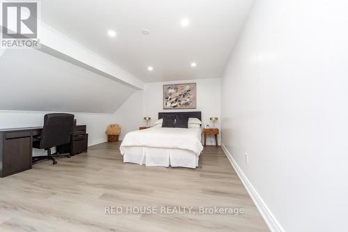 2 - 87 Irwin Road, Toronto, ON - Indoor