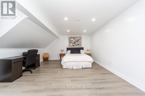 2 - 87 Irwin Road, Toronto, ON - Indoor Photo Showing Bedroom