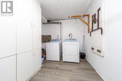 2 - 87 Irwin Road, Toronto, ON - Outdoor